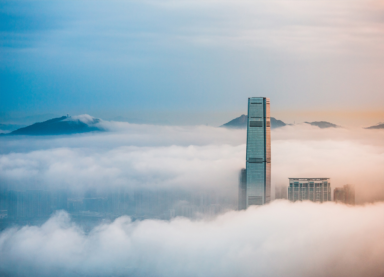 Tapeta Město v mracích