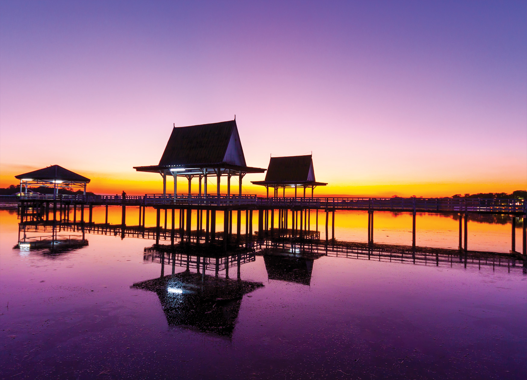 Tapeta Západ slunce na molu