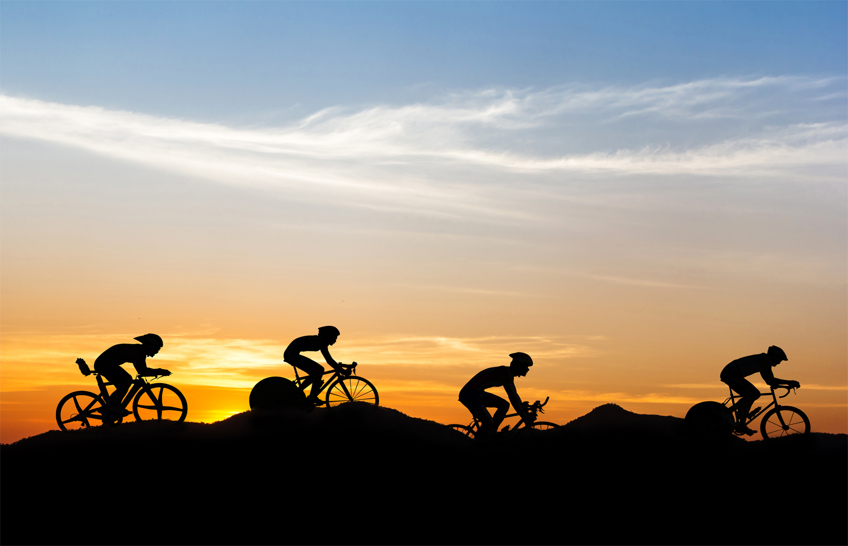 Tapeta Siluety cyklistů